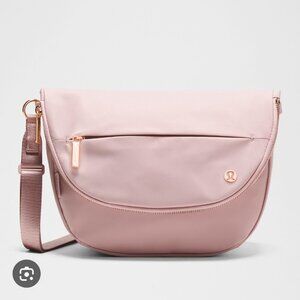 LULULEMON All Night Festival Bag 5L - Pink Haze / Gold - LW9ENLS